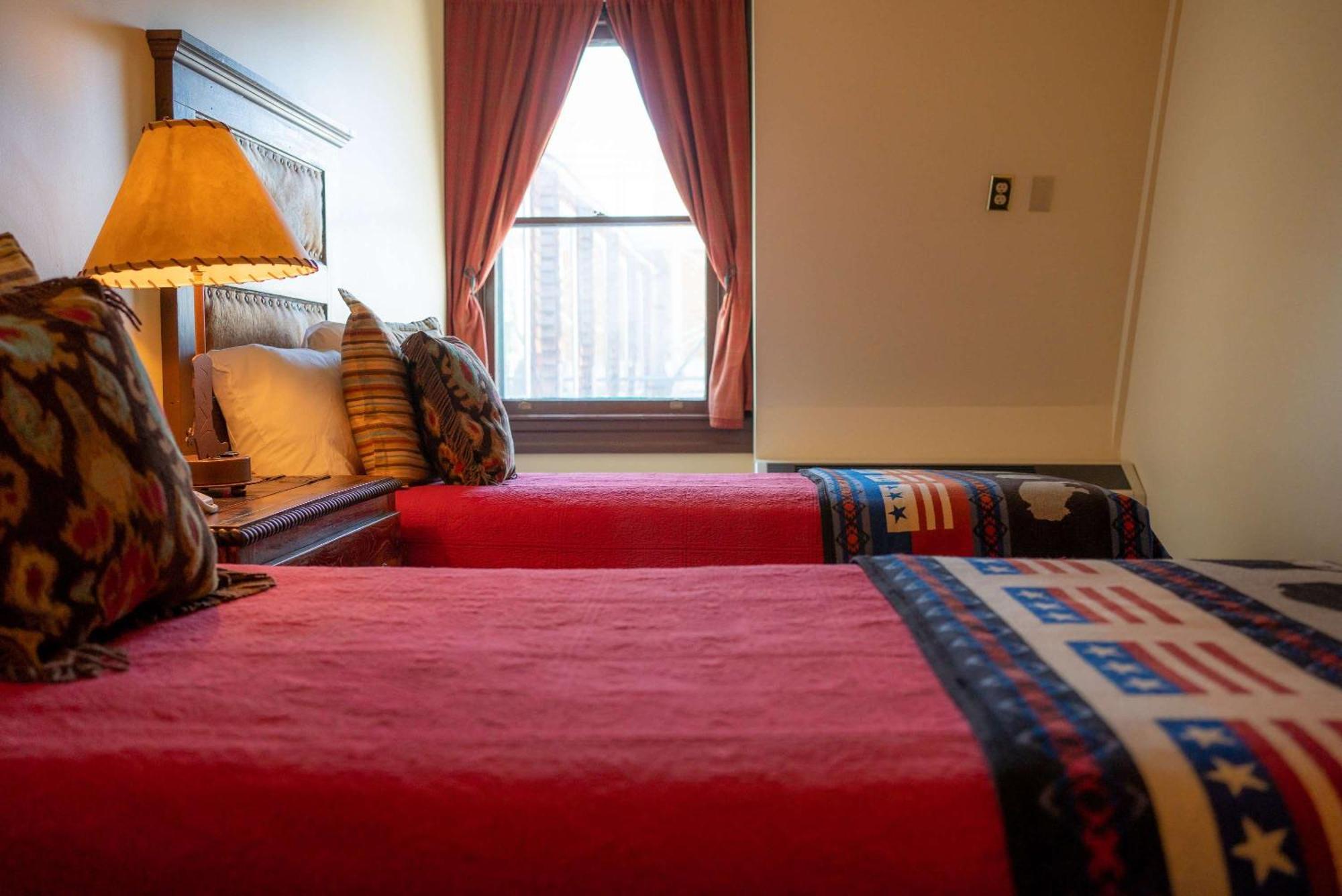 Sheridan Inn - Best Western Signature Collection Экстерьер фото