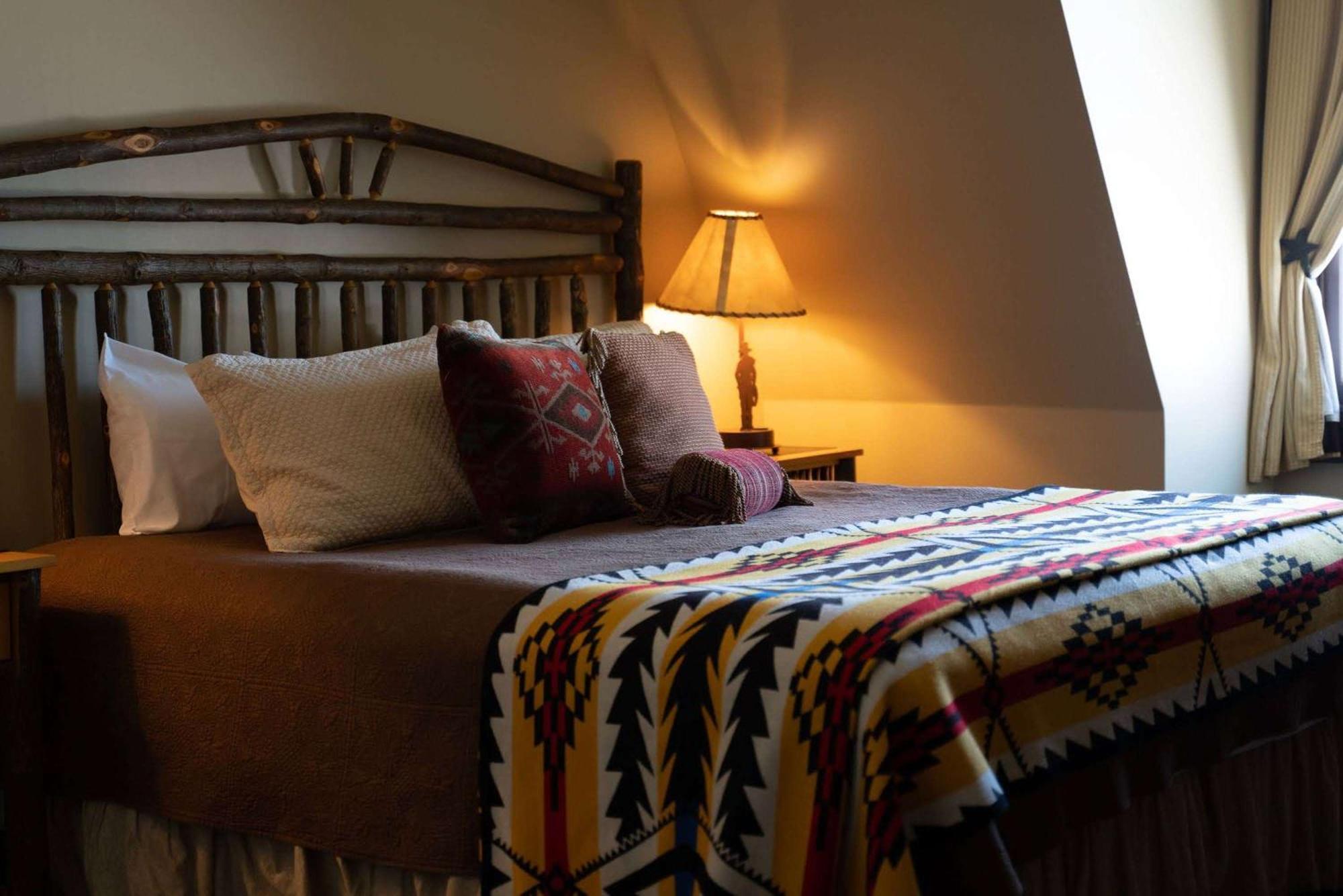 Sheridan Inn - Best Western Signature Collection Экстерьер фото