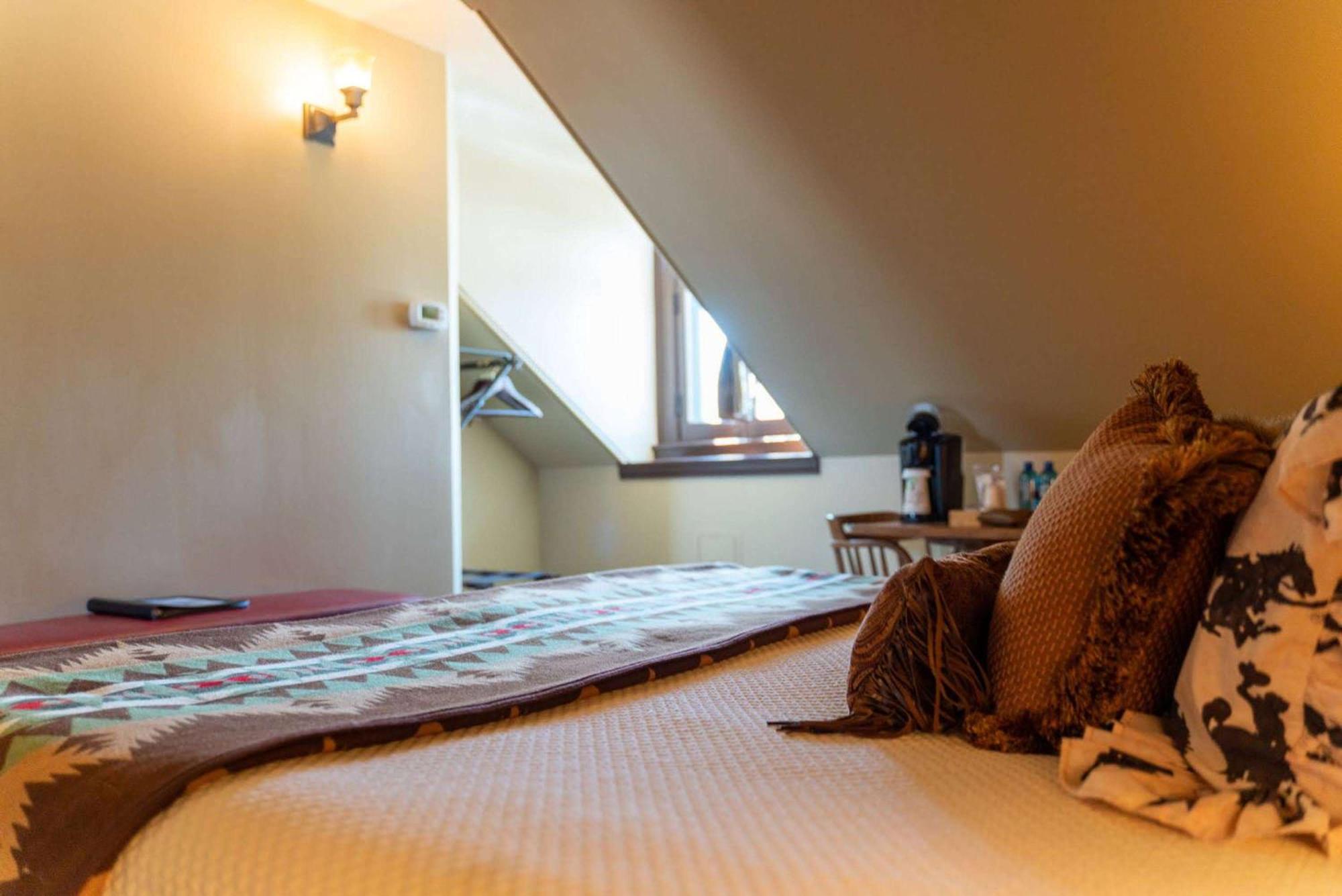 Sheridan Inn - Best Western Signature Collection Экстерьер фото